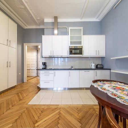 Elisabeth Apartment On Vaci Street Budapest Bagian luar foto