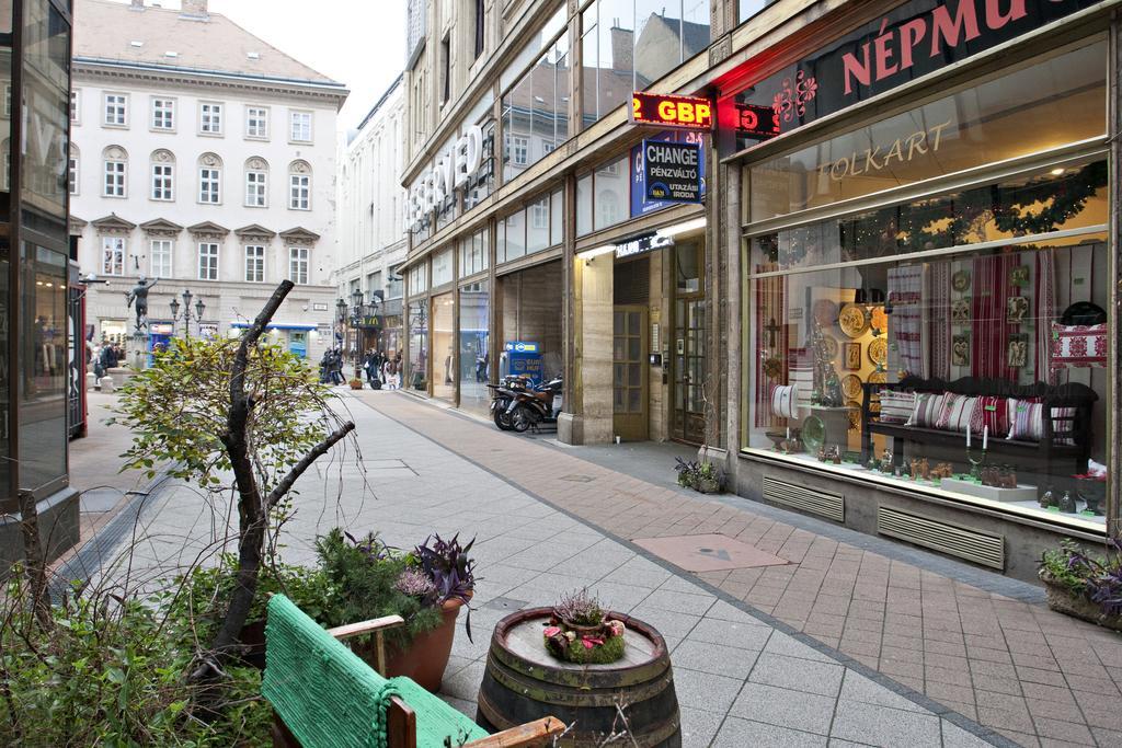 Elisabeth Apartment On Vaci Street Budapest Ruang foto